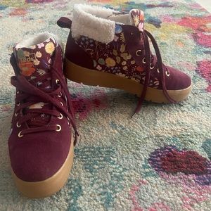 NWOT - Keds Rifle Paper Co Boots